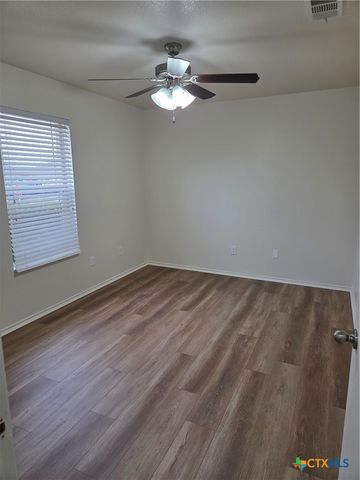 24 Mcfaddan Lane, Temple, TX 76502