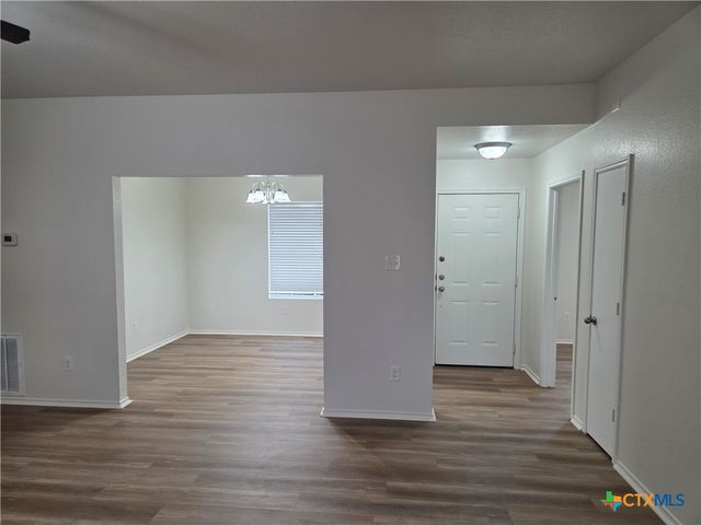 24 Mcfaddan Lane, Temple, TX 76502