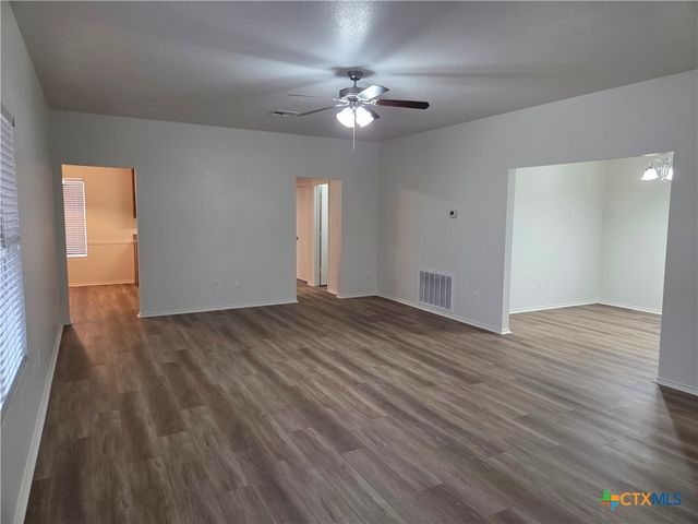 24 Mcfaddan Lane, Temple, TX 76502