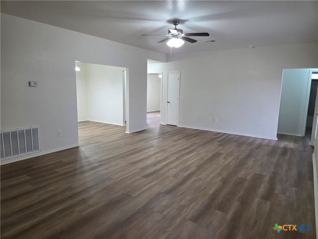 24 Mcfaddan Lane, Temple, TX 76502