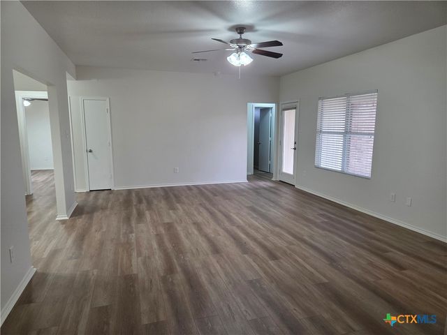 24 Mcfaddan Lane, Temple, TX 76502