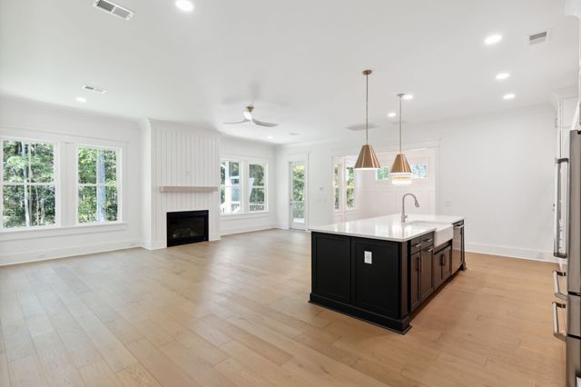 7425 Old Nashville Rd, Fairview, TN 37062
