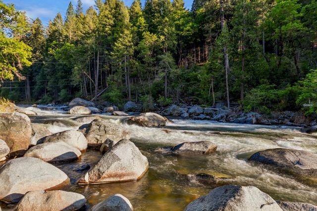 12710 30 Mile Stone Ln #4, Pollock Pines, CA 95726