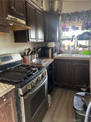 1247 E Street, Corona, CA 92882