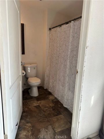 1247 E Street, Corona, CA 92882