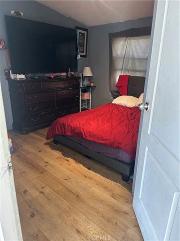 1247 E Street, Corona, CA 92882