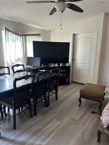 1247 E Street, Corona, CA 92882