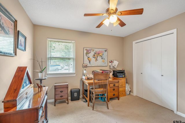 316 Vicksburg Dr, Tyler, TX 75703