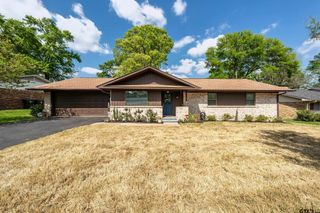 316 Vicksburg Dr, Tyler, TX 75703