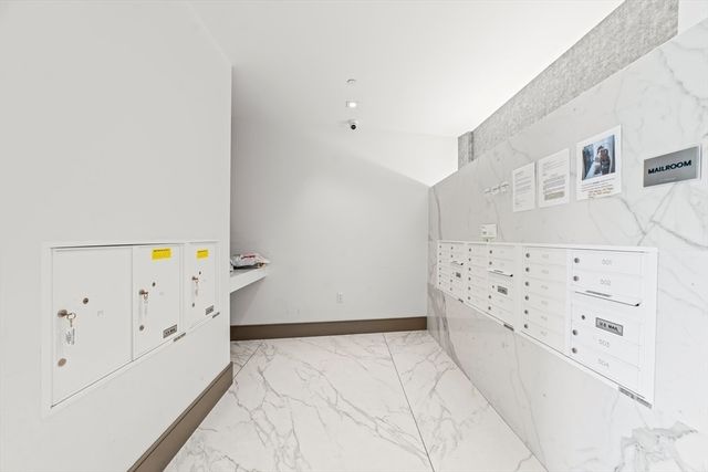 214 Market St 208, Boston, MA 02135