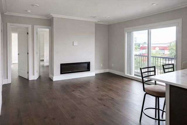 214 Market St 208, Boston, MA 02135