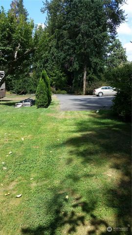 1560 Sycamore Drive SE, Issaquah, WA 98027