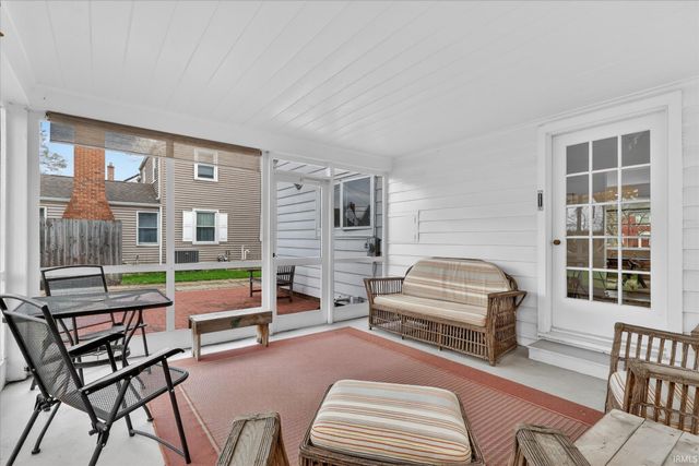 1406 E Monroe Street, South Bend, IN 46615