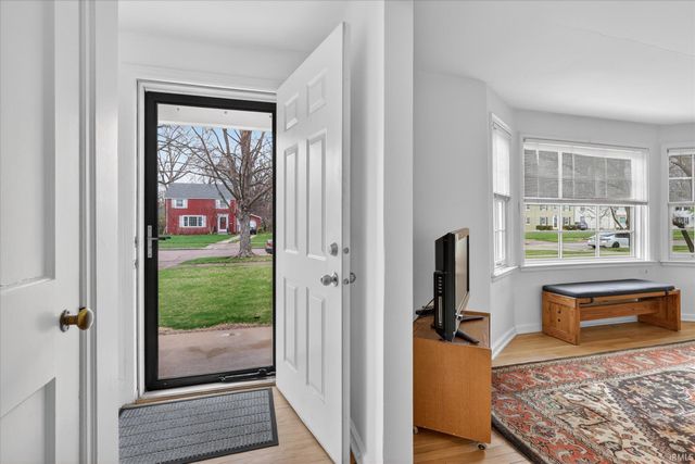 1406 E Monroe Street, South Bend, IN 46615