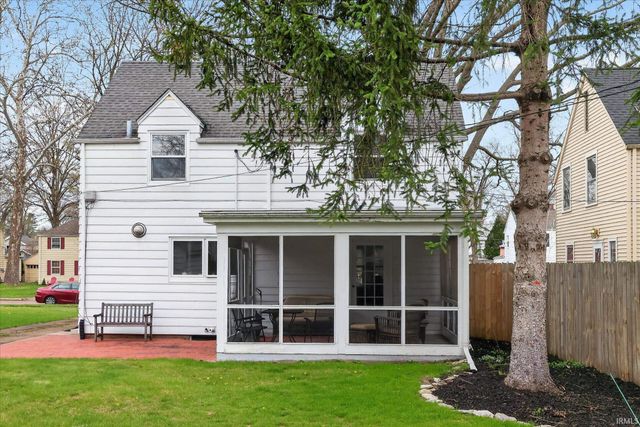 1406 E Monroe Street, South Bend, IN 46615