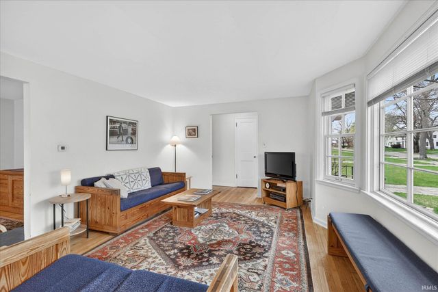 1406 E Monroe Street, South Bend, IN 46615