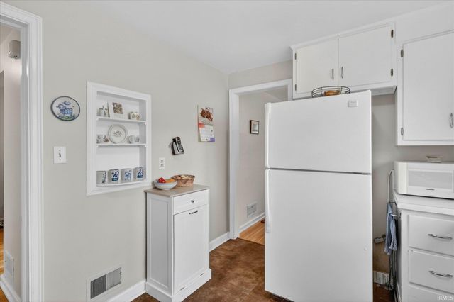 1406 E Monroe Street, South Bend, IN 46615