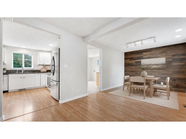 8110 DAPHNE Ct, Corvallis, OR 97330