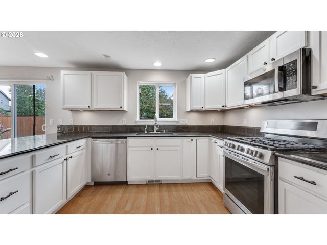 8110 DAPHNE Ct, Corvallis, OR 97330