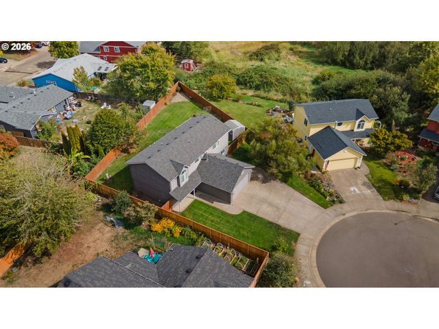 8110 DAPHNE Ct, Corvallis, OR 97330
