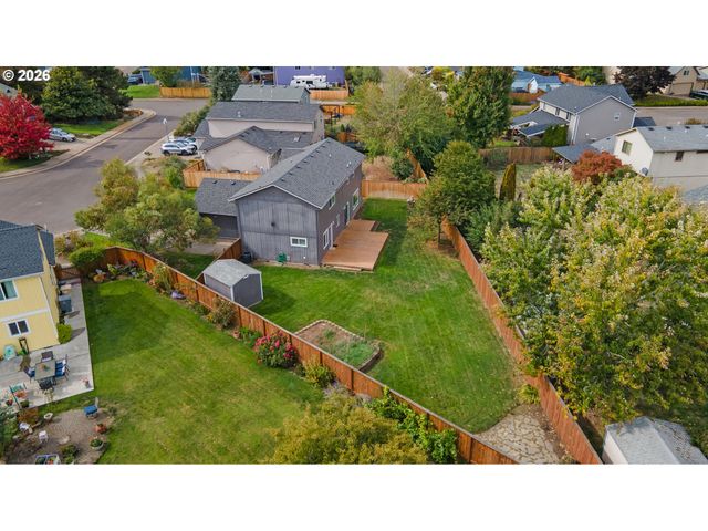 8110 DAPHNE Ct, Corvallis, OR 97330