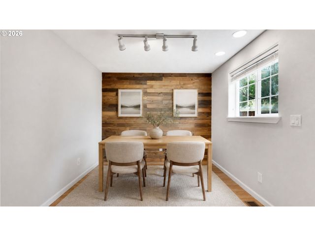 8110 DAPHNE Ct, Corvallis, OR 97330