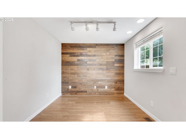 8110 DAPHNE Ct, Corvallis, OR 97330