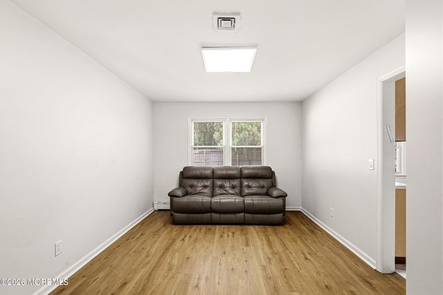 1600 Burrsville Road, Brick, NJ 08724