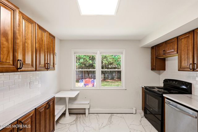 1600 Burrsville Road, Brick, NJ 08724