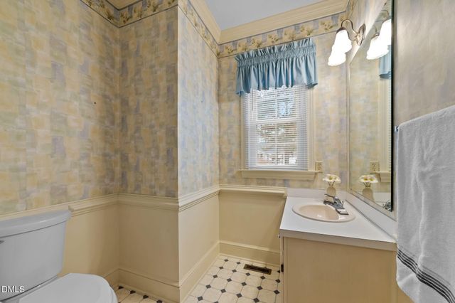 1404 Canterbury Road, Tarboro, NC 27886