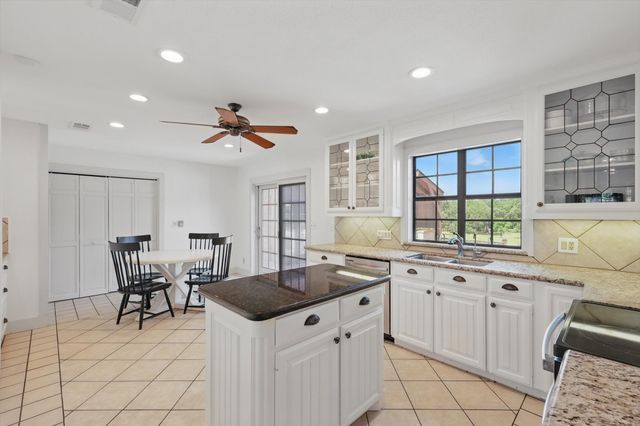 1189 W Jeter Road, Bartonville, TX 76226