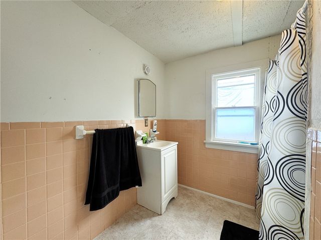 1009 North Street, Rochester, NY 14621