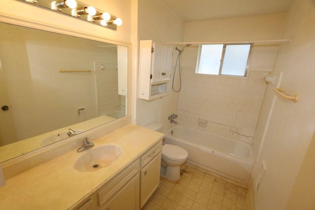 5339 Lincoln Town Drive, Katy, TX 77493