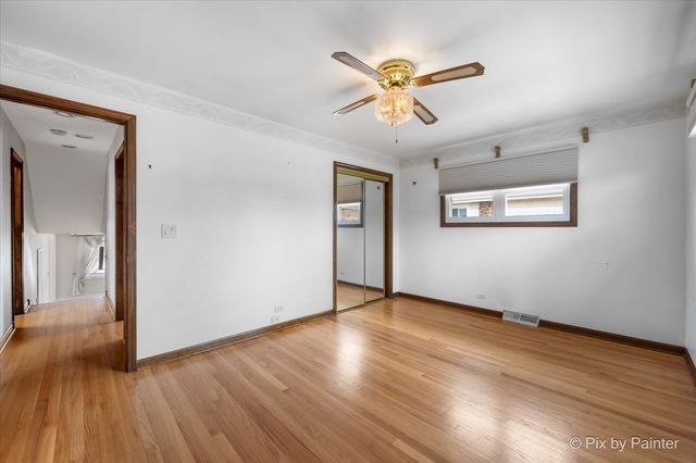 416 S Prospect Avenue, Itasca, IL 60143