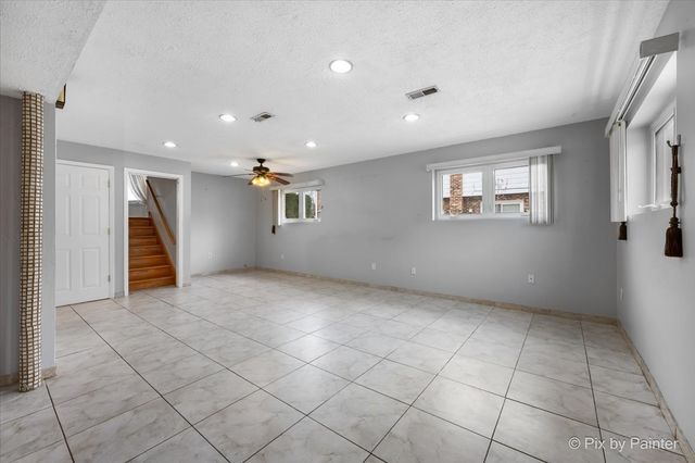 416 S Prospect Avenue, Itasca, IL 60143