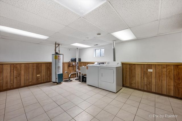 416 S Prospect Avenue, Itasca, IL 60143