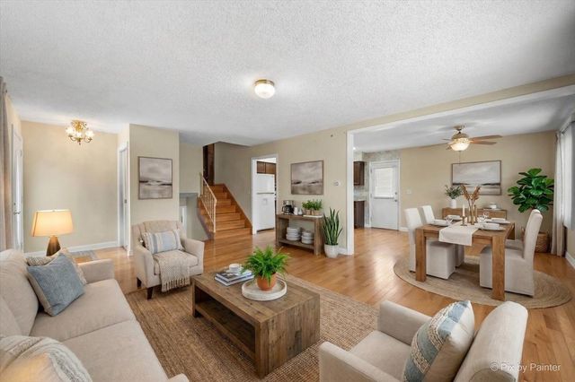 416 S Prospect Avenue, Itasca, IL 60143