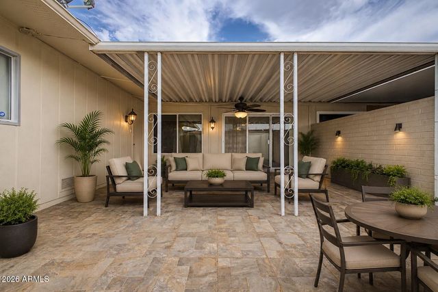 17062 N 106TH Avenue, Sun City, AZ 85373