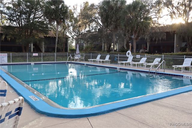 2400 Forest Drive 106, Inverness, FL 34453