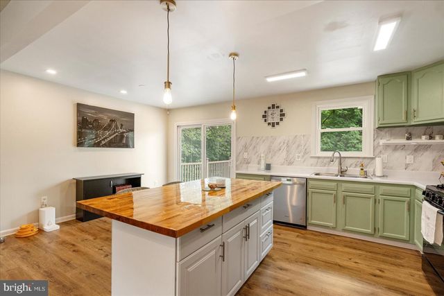 614 OREMS RD, Essex, MD 21221