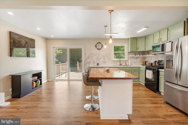 614 OREMS RD, Essex, MD 21221