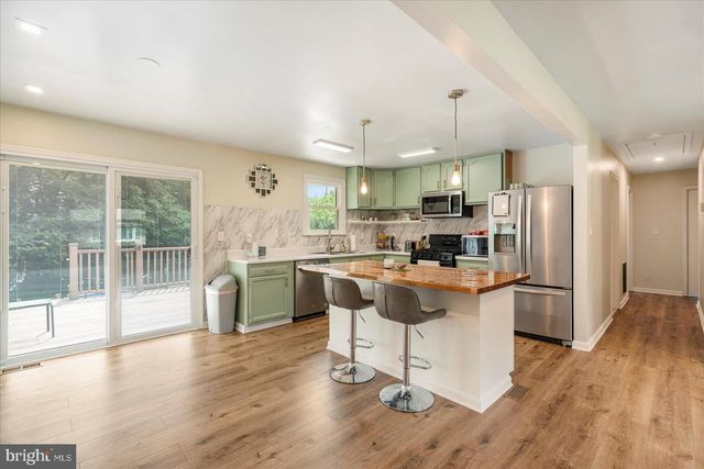 614 OREMS RD, Essex, MD 21221