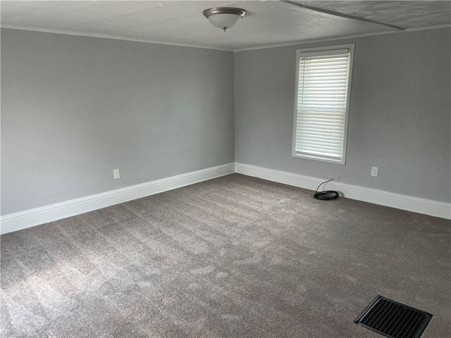 519 Duquesne Ave, Canonsburg, PA 15317