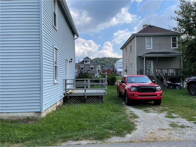 519 Duquesne Ave, Canonsburg, PA 15317