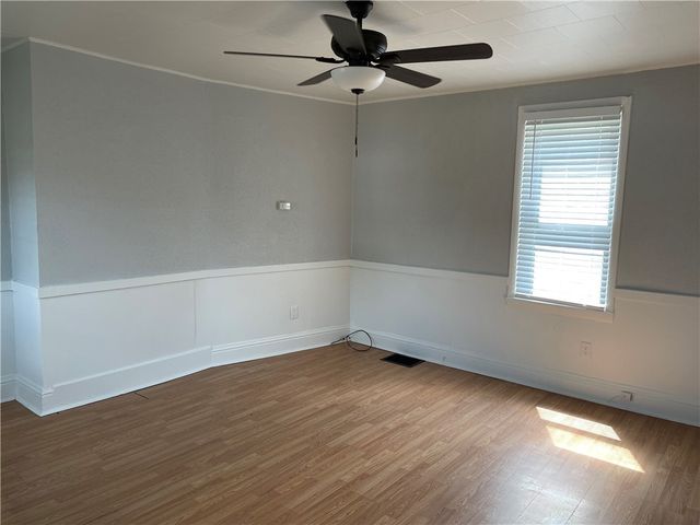 519 Duquesne Ave, Canonsburg, PA 15317