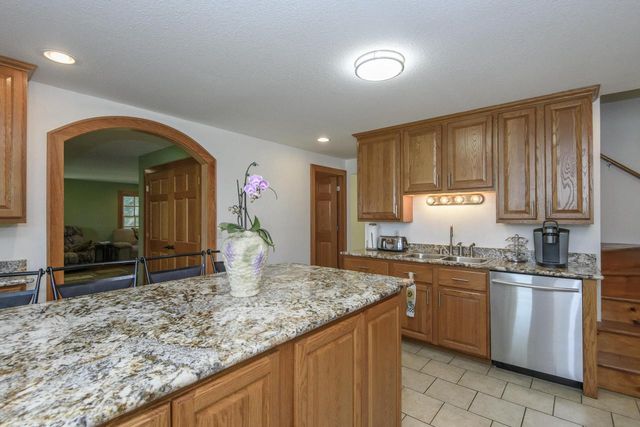 5651 Honey Creek ROAD, East Troy, WI 53120