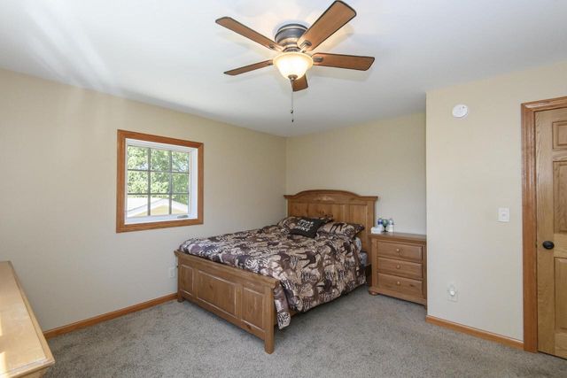 5651 Honey Creek ROAD, East Troy, WI 53120