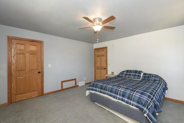 5651 Honey Creek ROAD, East Troy, WI 53120