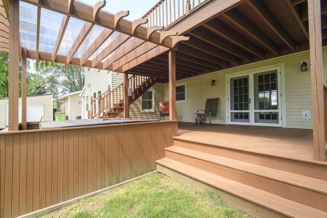 5651 Honey Creek ROAD, East Troy, WI 53120