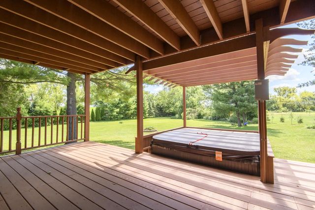 5651 Honey Creek ROAD, East Troy, WI 53120